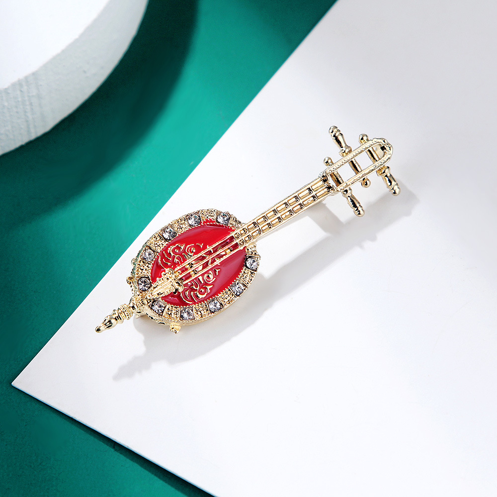 Antique Lute Red Enamel Brooch - Suit Supply Wedding Party recensione e prezzo