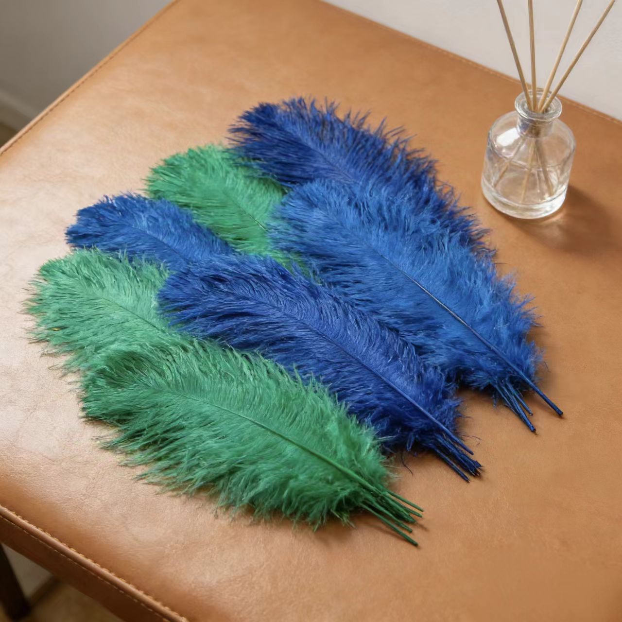 100Pcs White Ostrich Feather W - Wedding Supply Wholesale recensione e prezzo