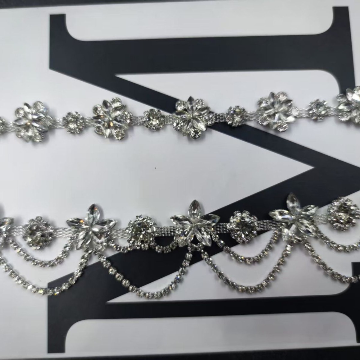 Stage Costume Decoration Spark - Suit Supply Wedding Party recensione e prezzo