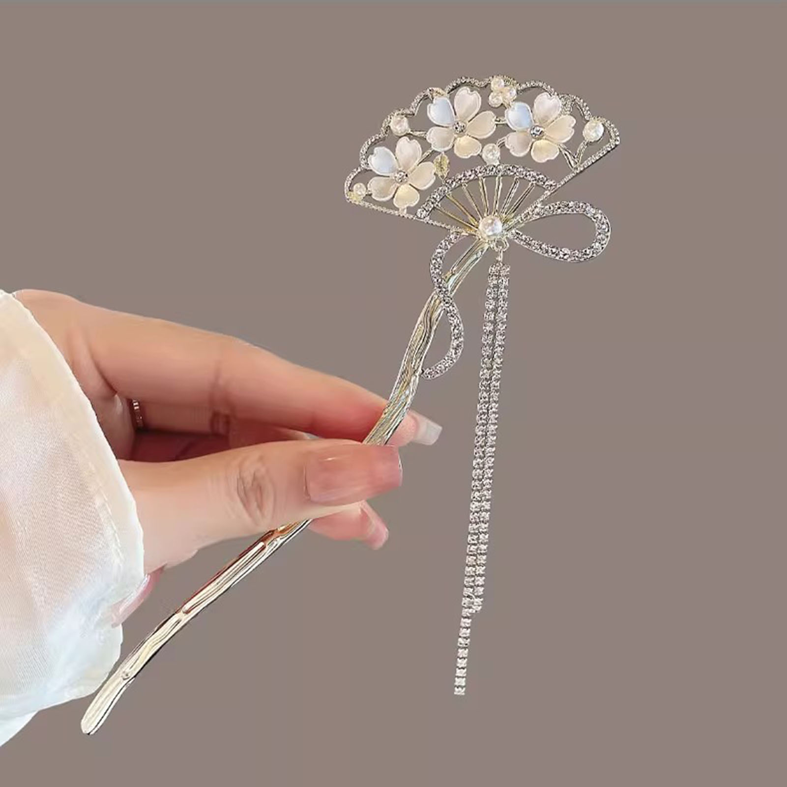 Vintage Flower Fan Shaped Hair - Wedding Decoration Supply recensione e prezzo